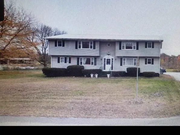 227 Saint Albans Rd #2, Swanton, VT 05488