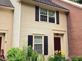 2 Townhouse Way, Woodstock, VT 05091