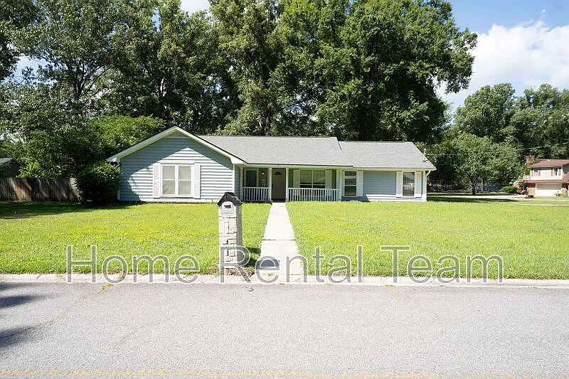 Building Photo - 251 Boyd Dr