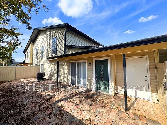 4th image of 1742 Potomac Ct