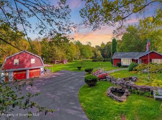 68 Main St, Gouldsboro, PA