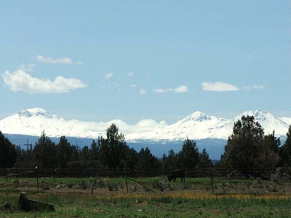 Three Sisters & Pasture