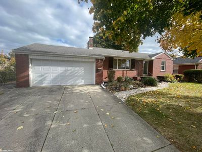 27608 Grant St, Saint Clair Shores, MI, 48081