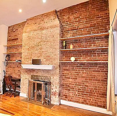 1st image of 271 W 10th St #4