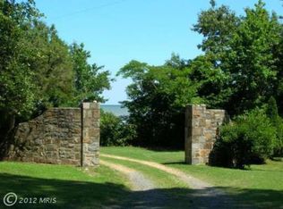 19808 Bay Side Dr, Lexington Park, MD 20653