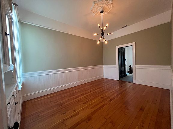 5th image of 1056 Guerrero St