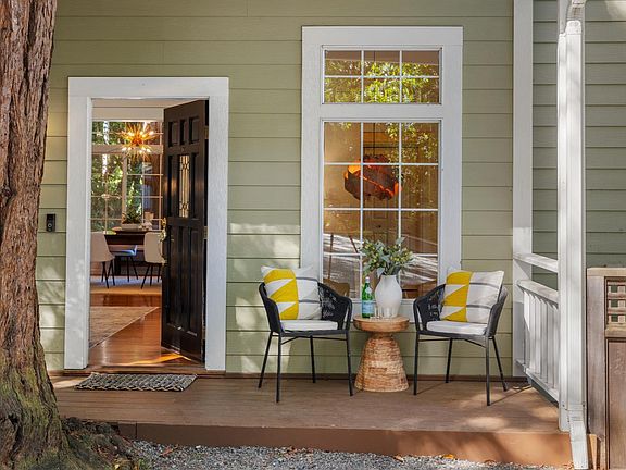 3rd image of 43 Creek Road