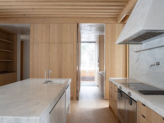 3rd image of 45 White Oak Rd