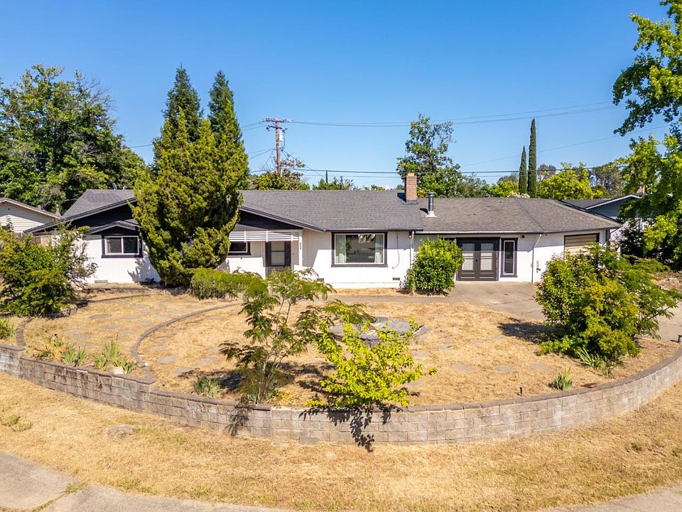 1st image of 3400 Panorama Dr