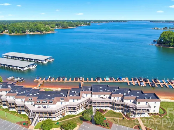 7831 Spinnaker Bay Dr Unit 301, Sherrills Ford, NC 28673