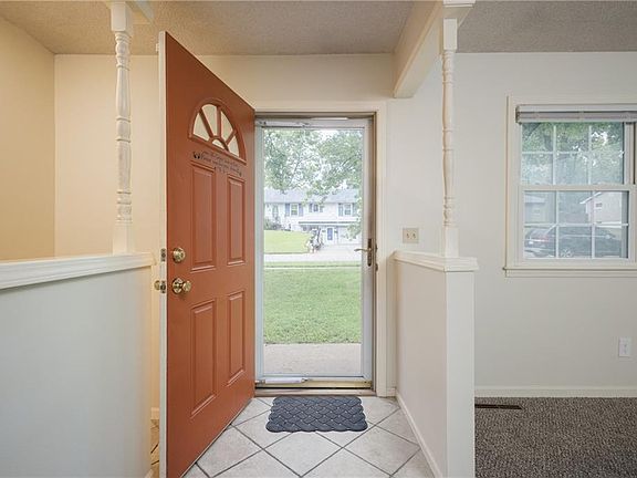 3rd image of 10607 Bellefontaine Ave