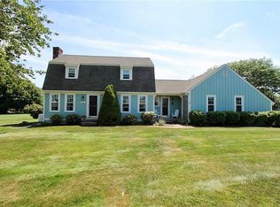 77 River Run, Middletown, RI 02842