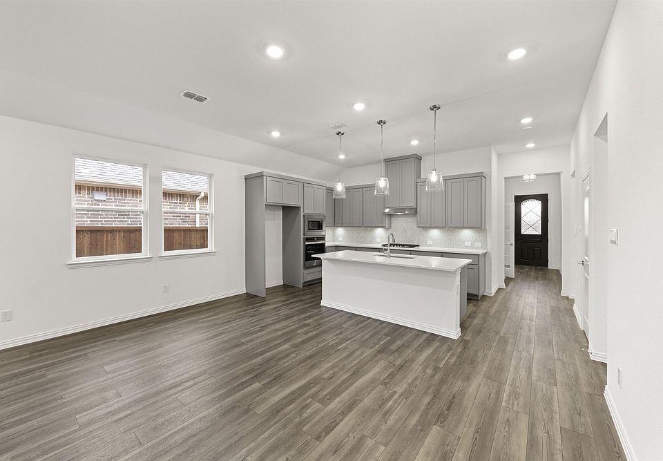 Representative Photograph. Actual interior may vary.