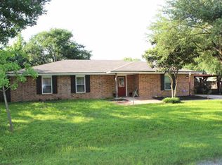 403 Allison Ave, Groesbeck, TX 76642