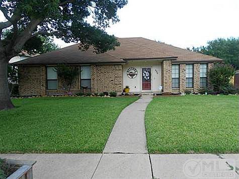 1st image of 420 Larchbrook Dr