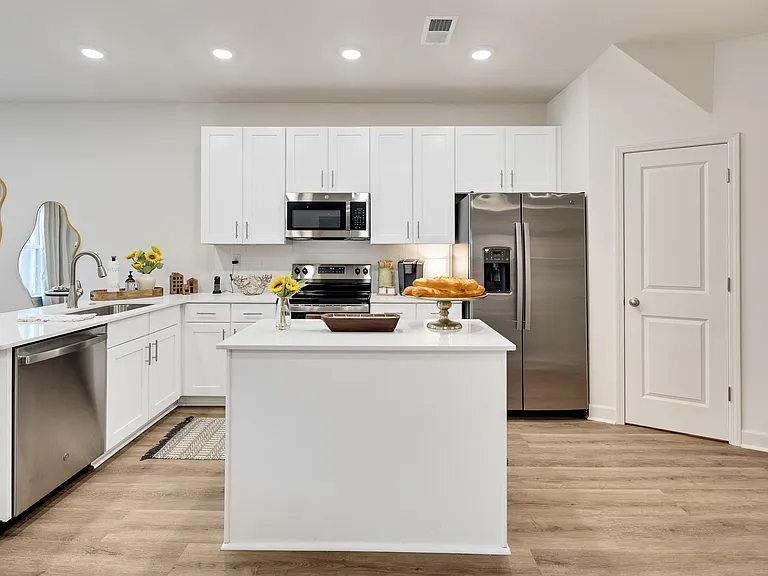 Forest Creek Townhomes — Photo 6
