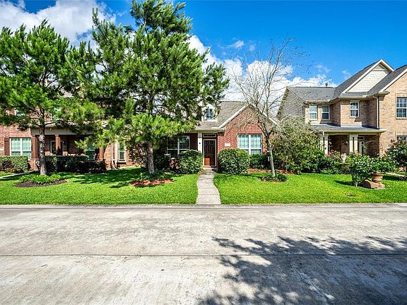 2nd image of 17219 Marquette Point Ln