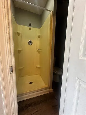 Studio, 1.0 bath, 300 sqft, $700 — Photo 4