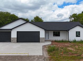 1335 Bens Way, Kaukauna, WI 54130