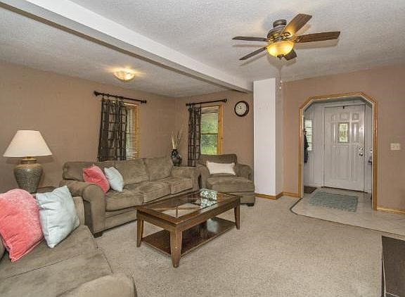 3rd image of 1880 County Road East W