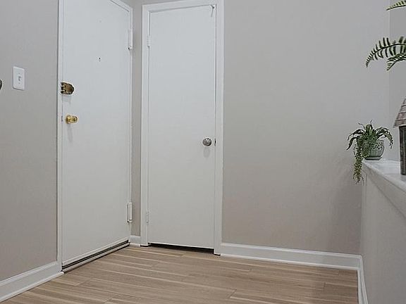3rd image of 2517 Baltimore Rd APT 5