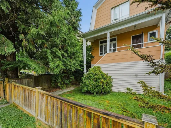 3606 Carolina St, Vancouver, BC V5V 4B4