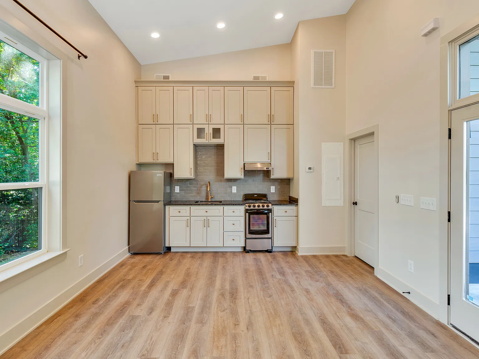 1 bed, 518 sqft, $1,199 — Photo 4