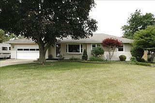 2nd image of 7821 Foxwood St