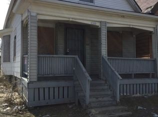 1323 W Center St, Milwaukee, WI 53206