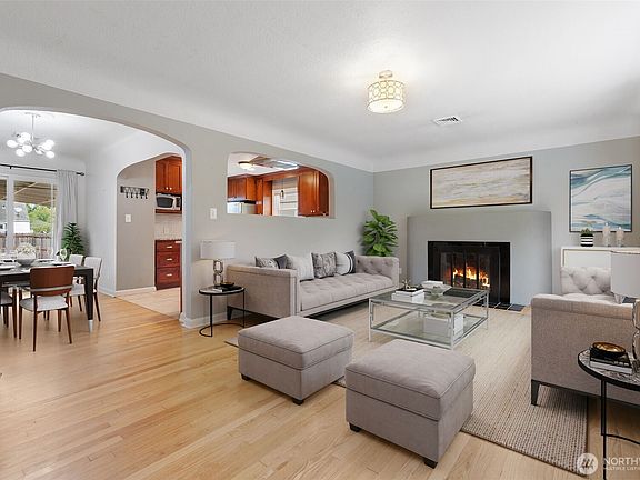3rd image of 647 23rd Avenue