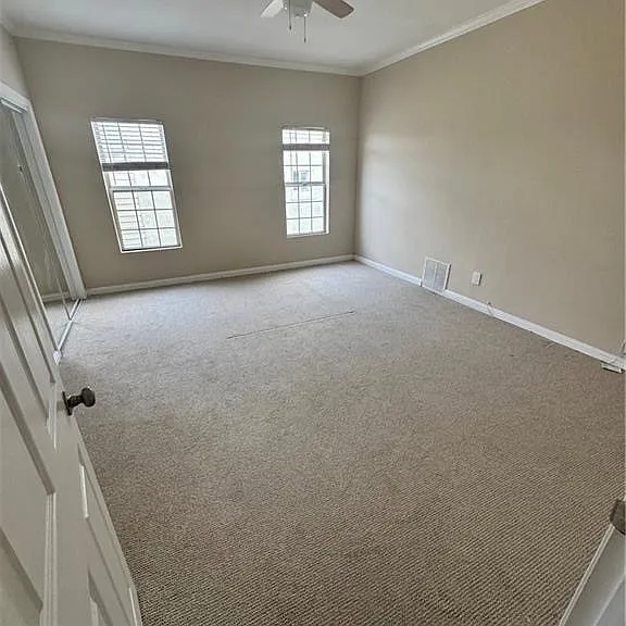 1046 S Citrus Ave — Photo 37