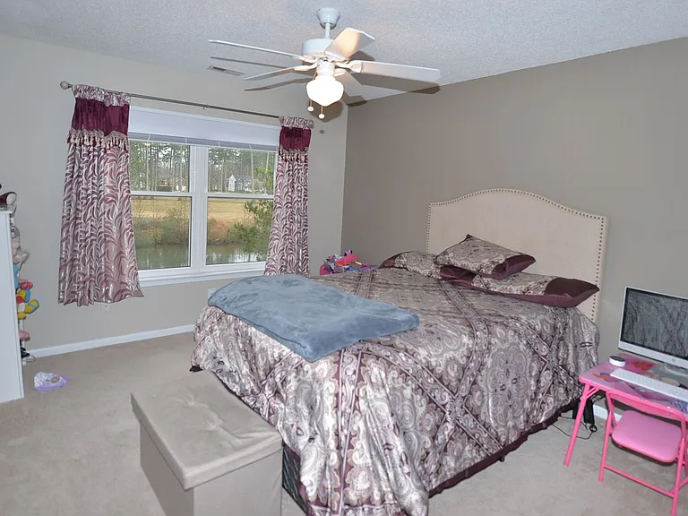 517 Whisper Walk — Photo 23
