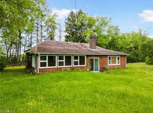 3210 Neimans Ave SE, East Canton, OH 44730