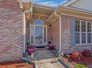 1612 Lake Manor Dr SW, Decatur, AL 35603