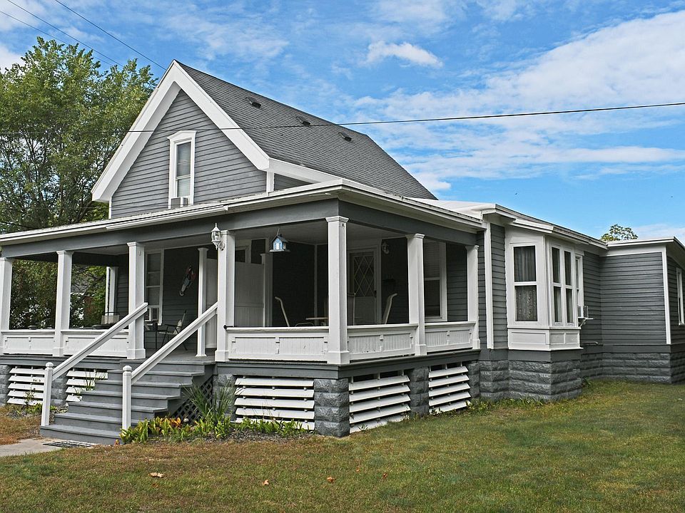 310 W Lincoln St, East Tawas, MI 48730 MLS 1916132 Zillow