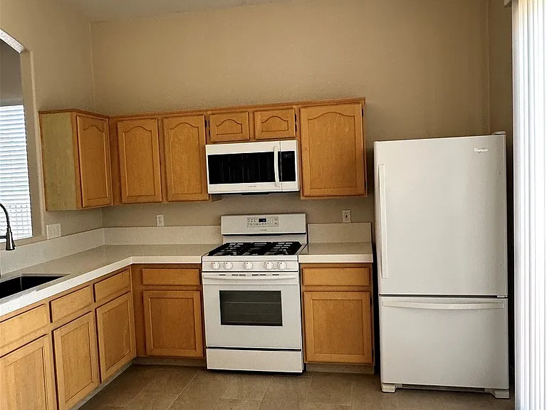 1922 Thunder Ridge Cir — Photo 11