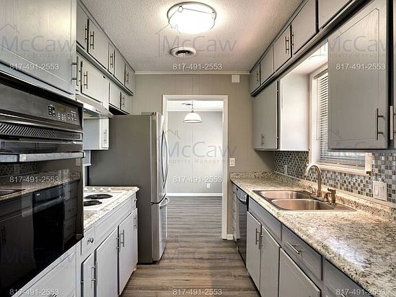 5th image of 2811 Barrywood Dr
