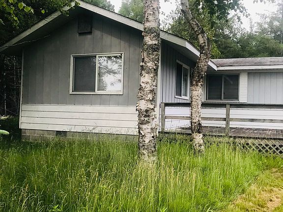 3rd image of 3911 N Saint Martins Point
