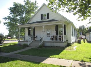 790 Louis St, Beckemeyer, IL 62219