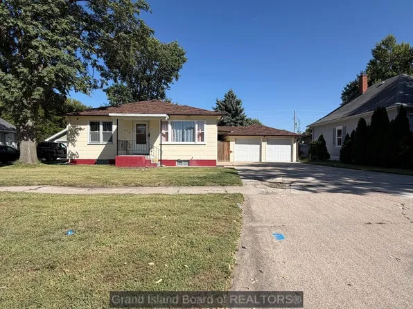 315 S Vine St, Grand Island, NE 68801