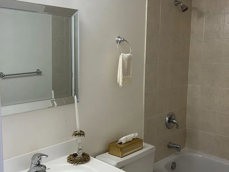 133 Torresdale Ave #1601 — Photo 8