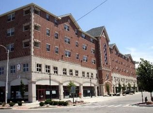700 S Gregory St APT 342, Urbana, IL 61801