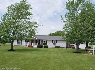 431 E Maple Ave, Bancroft, MI 48414