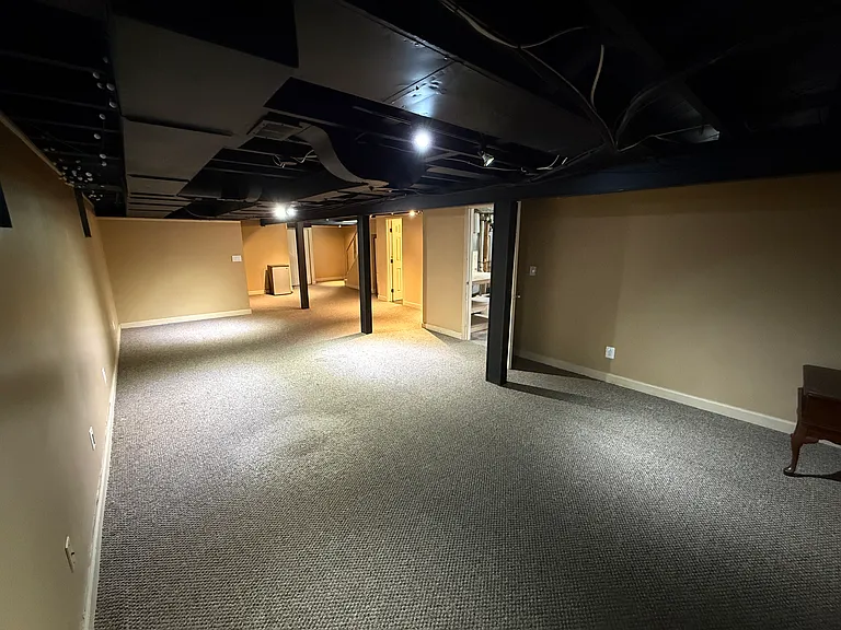 907 Marywood Dr — Photo 23
