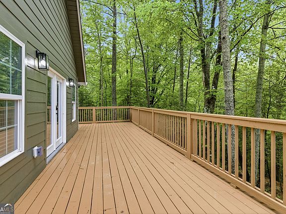 2nd image of 458 Almond Cir