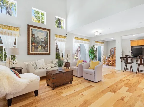 1816 Bradbury St, Salinas, CA 93906