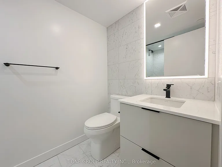 609 Sherbourne St #1804 — Photo 14