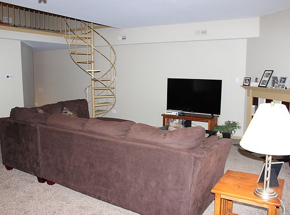 4th image of 13531 S Lamon Ave APT 212