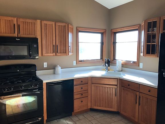 4th image of 10536 Woodbrook Dr