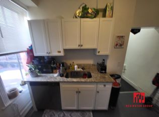 218 Hemenway St #A, Boston, MA 02115